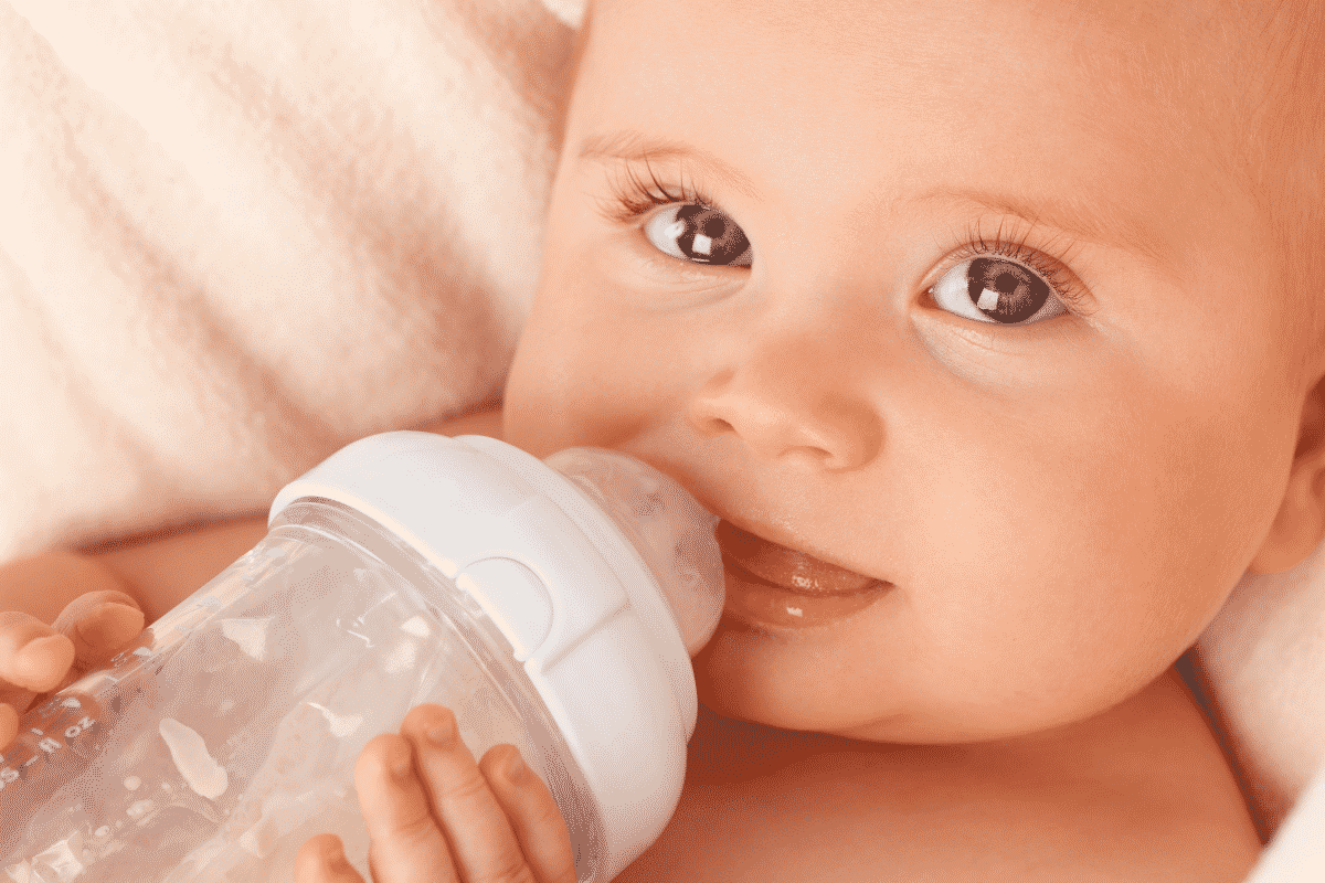 Foamy poop is common in formula-fed babies