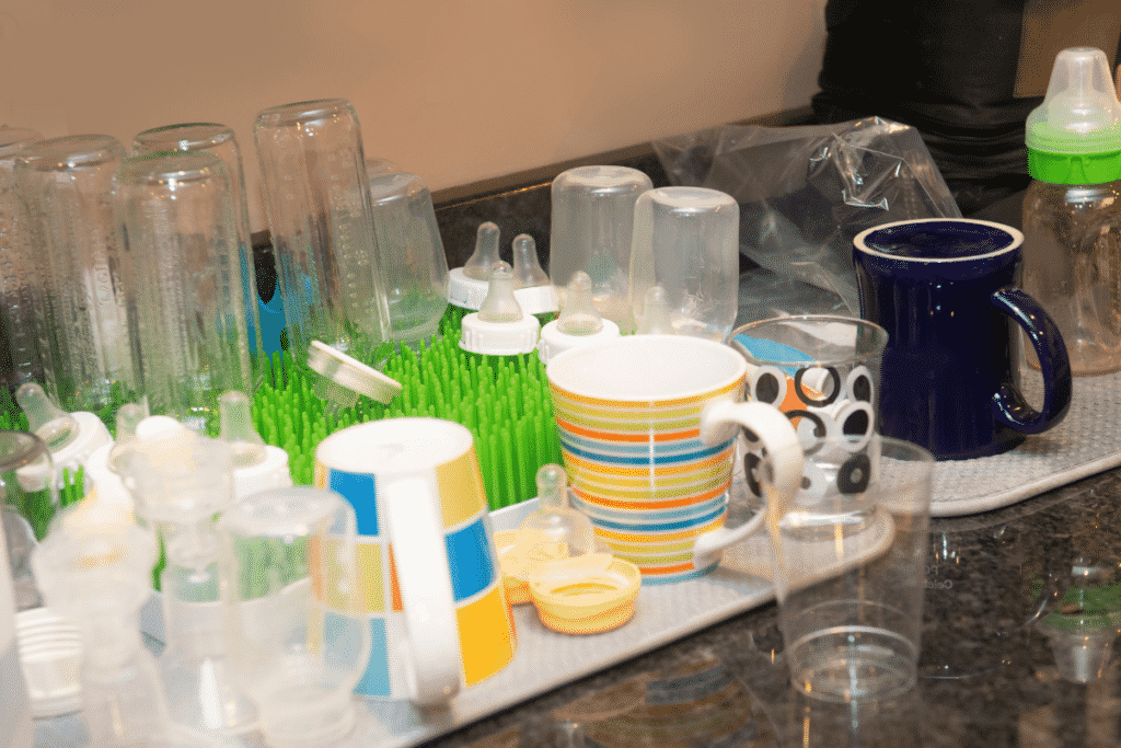 Cleaning baby bottles to prevent bacteria and infection